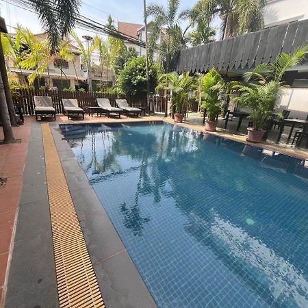 White Monkey Hotell Siem Reap Rum bild