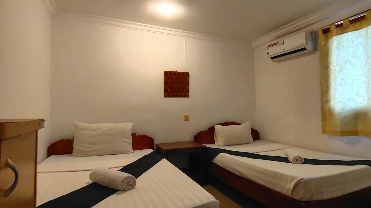 White Monkey Hotell Siem Reap Exteriör bild