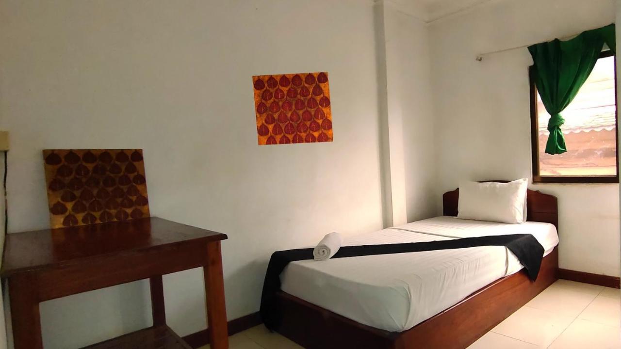 White Monkey Hotell Siem Reap Exteriör bild