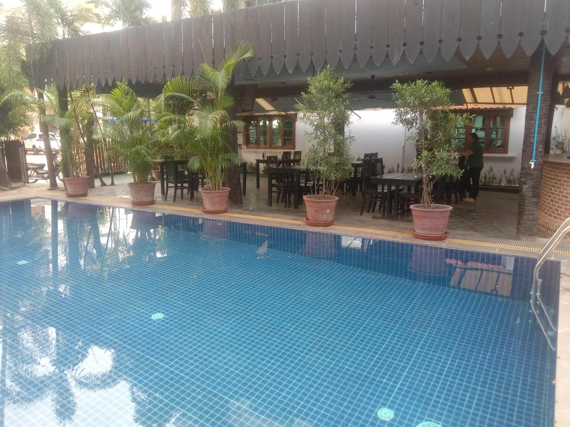 White Monkey Hotell Siem Reap Rum bild