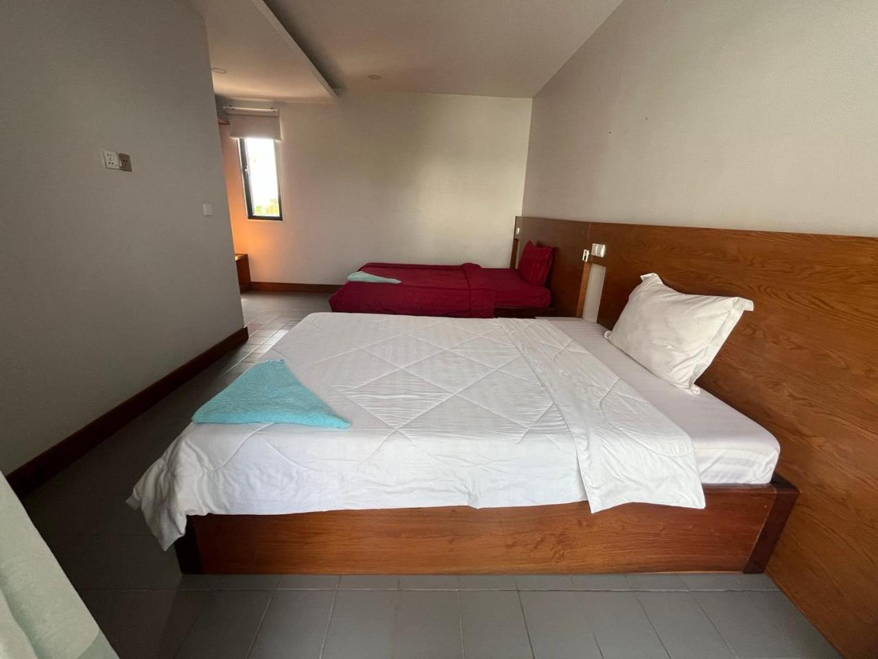 White Monkey Hotell Siem Reap Exteriör bild